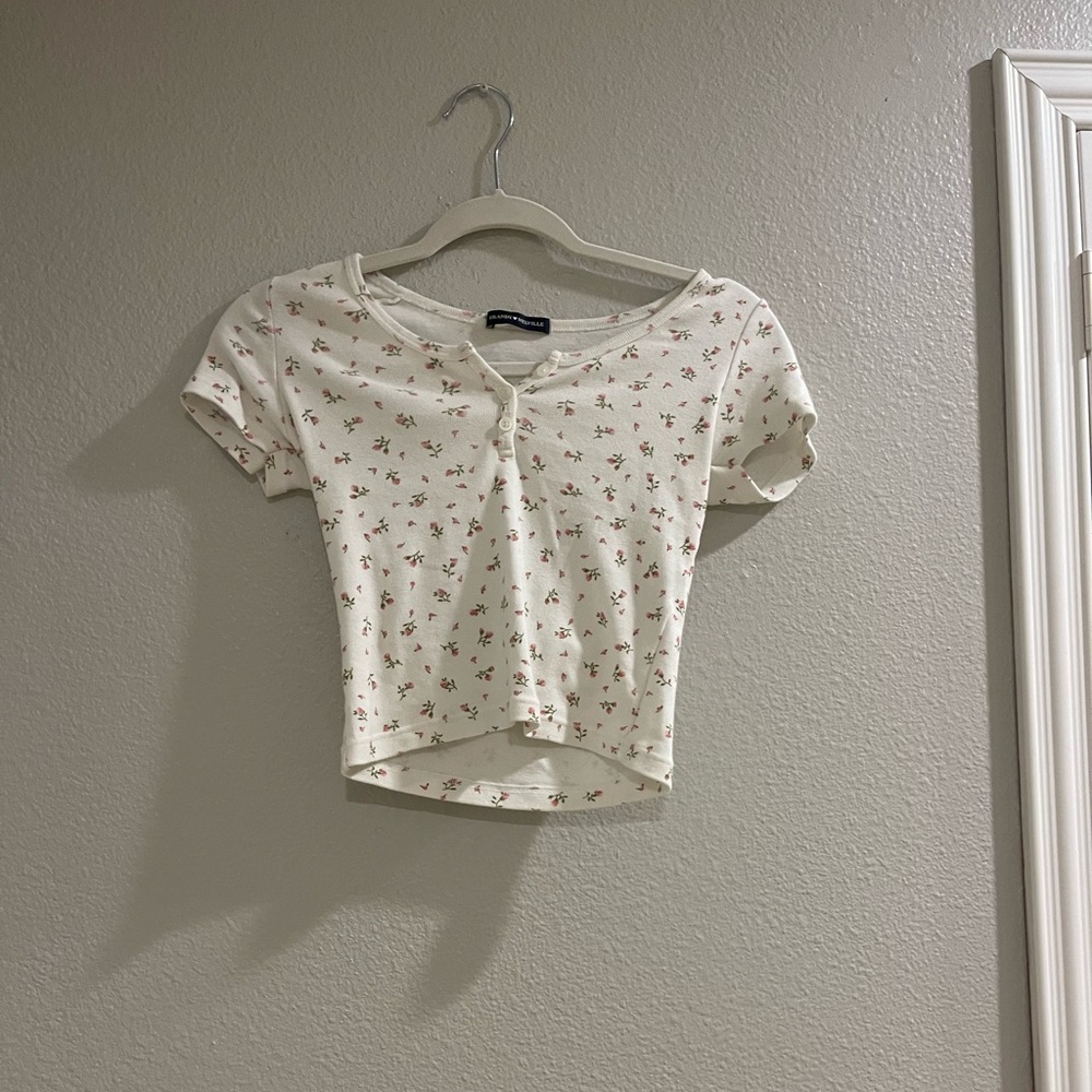 Brandy Melville Floral Cropped Top